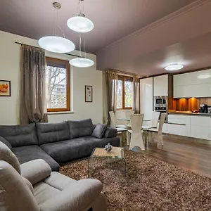 Cosy Luxury Flat In The Centrum- 90sqm - 3 Rooms. Varna